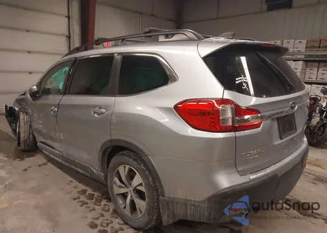 2021 Subaru Ascent Premium из США, поврежденный, VIN 4S4WMAFD1M3402186